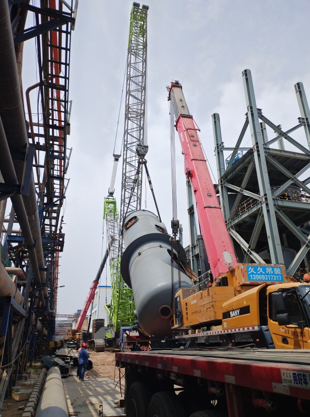 JiuYe Chemical Equipment provides strong support, and the hoisting of the six - effect and seven - e